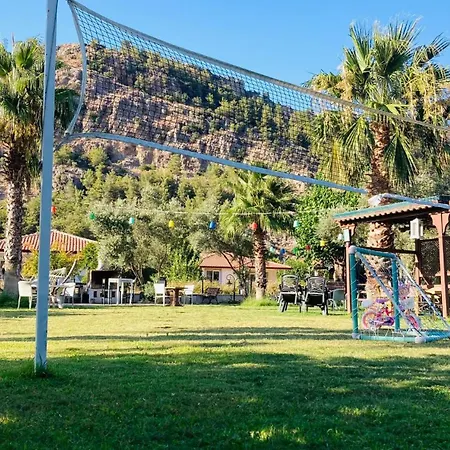 Bybassios Bed and Breakfast